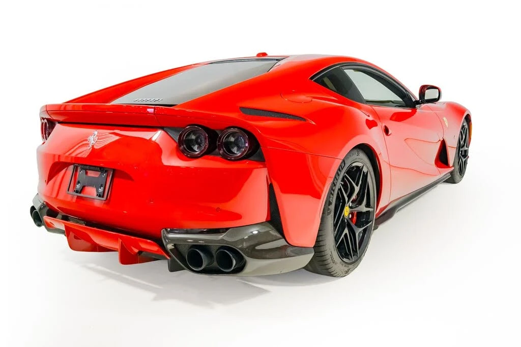 2018 Ferrari 812 Superfast - Image 9 of 31