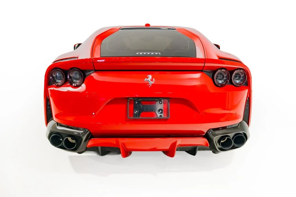 2018 Ferrari 812 Superfast - Image 8 of 31