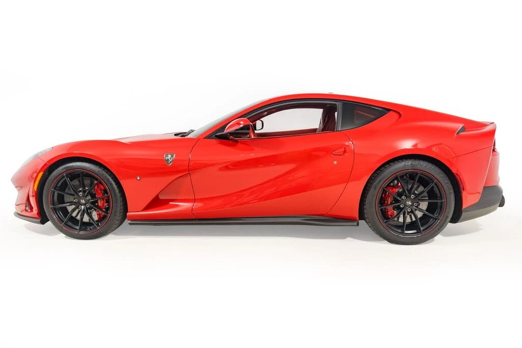 2018 Ferrari 812 Superfast - Image 3 of 31