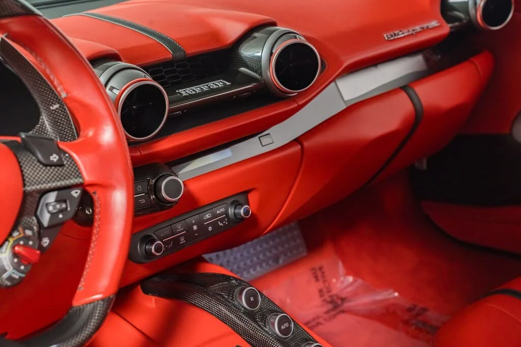 2018 Ferrari 812 Superfast - Image 20 of 31