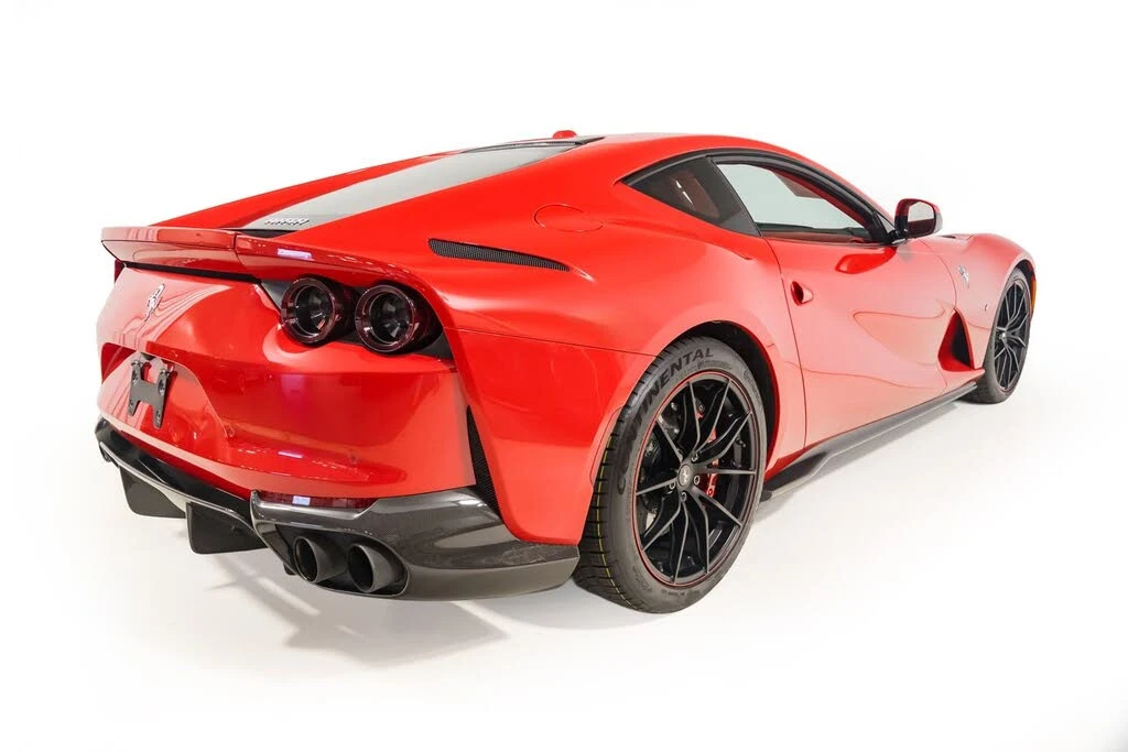 2018 Ferrari 812 Superfast - Image 9 of 31