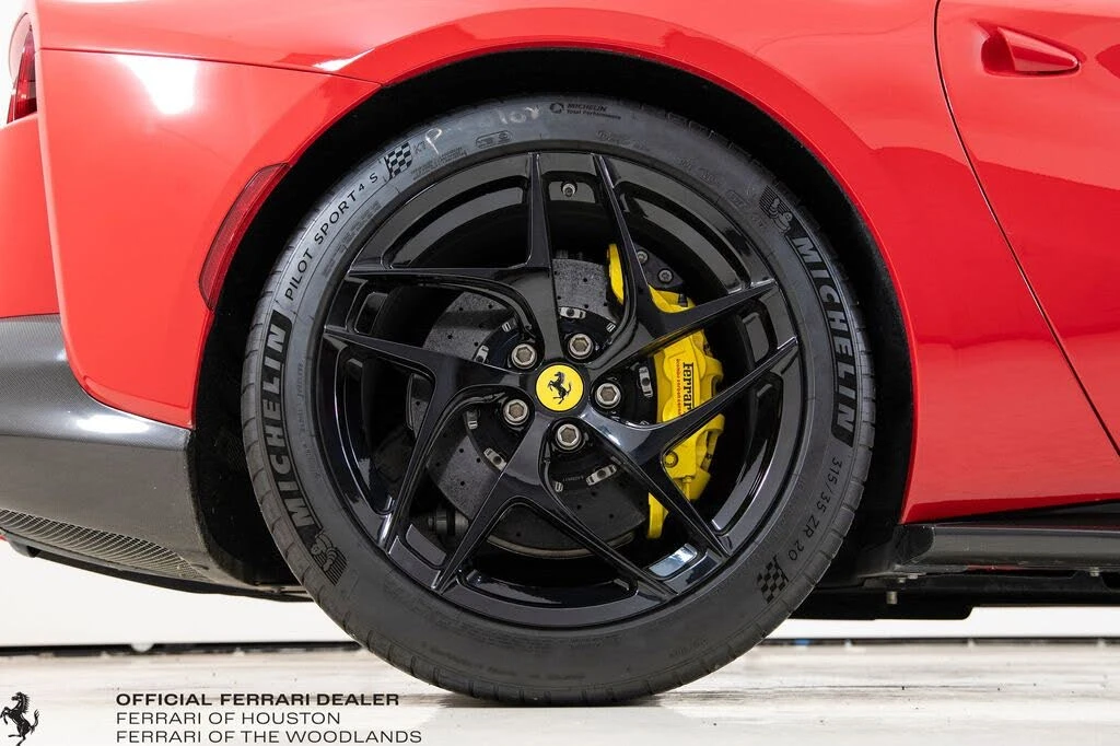 2018 Ferrari 812 Superfast - Image 21 of 31