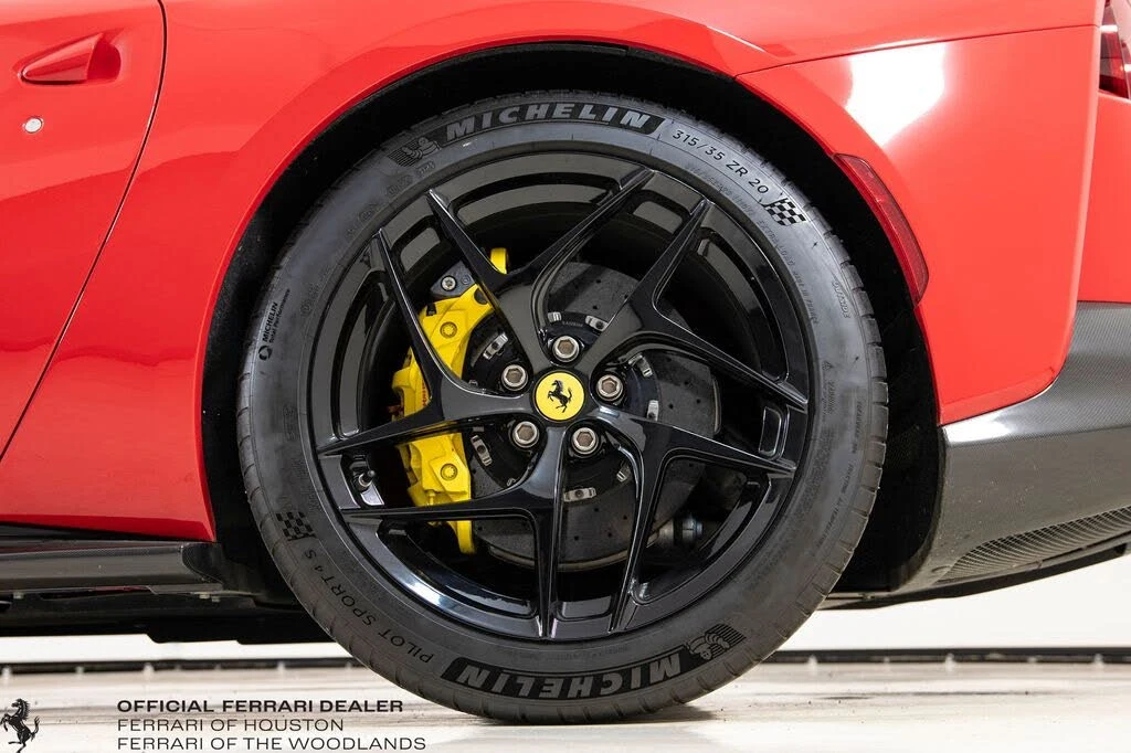 2018 Ferrari 812 Superfast - Image 20 of 31