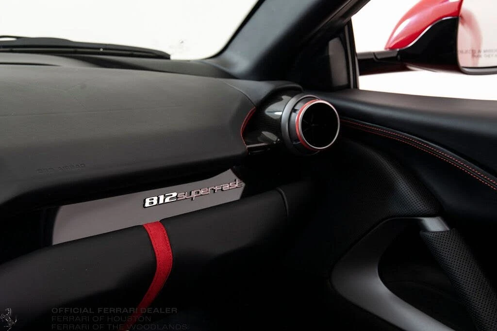 2018 Ferrari 812 Superfast - Image 15 of 31