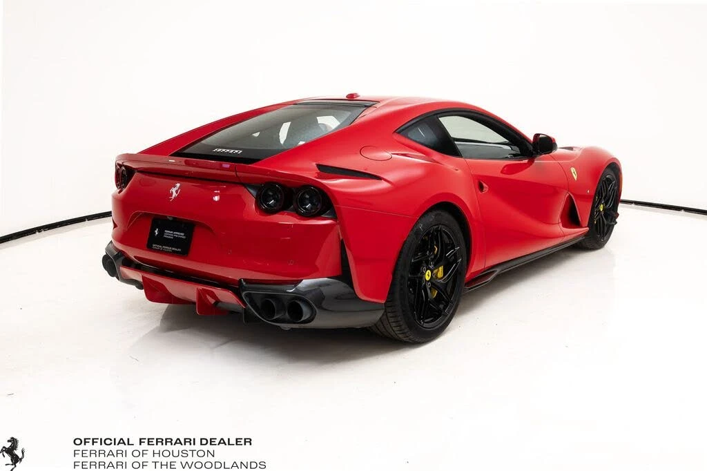 2018 Ferrari 812 Superfast - Image 7 of 31