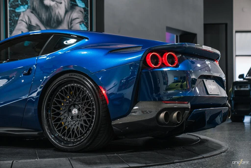2018 Ferrari 812 Superfast - Image 28 of 31