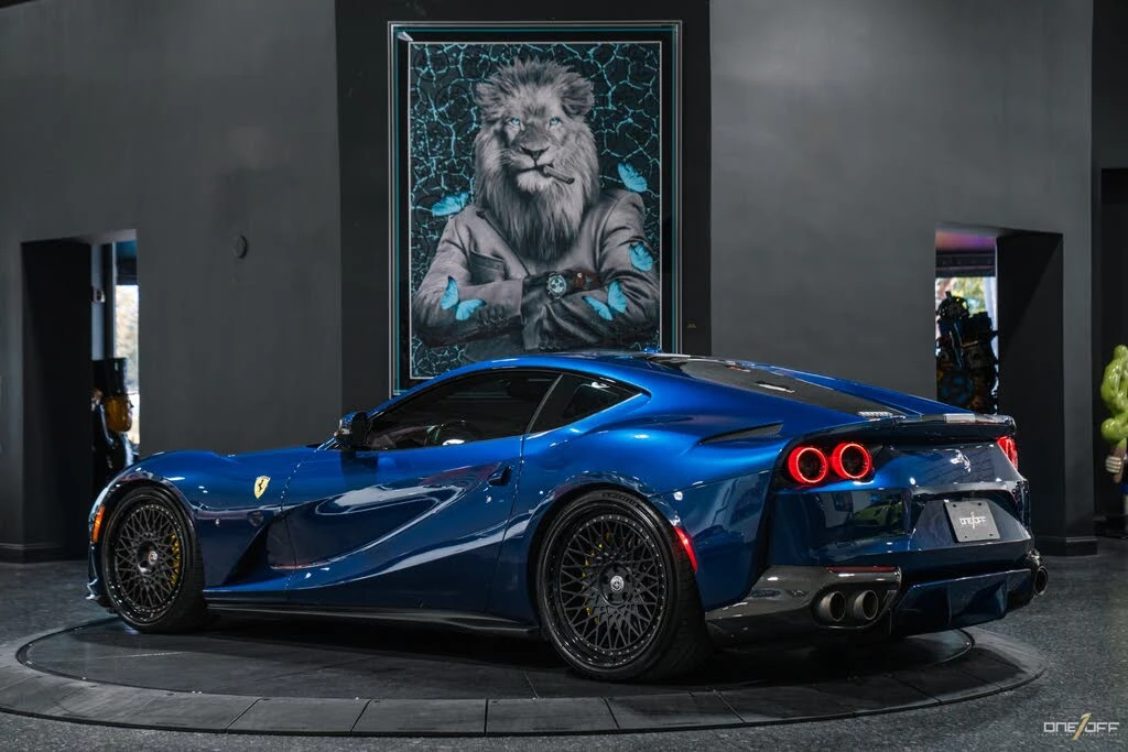 2018 Ferrari 812 Superfast - Image 7 of 31