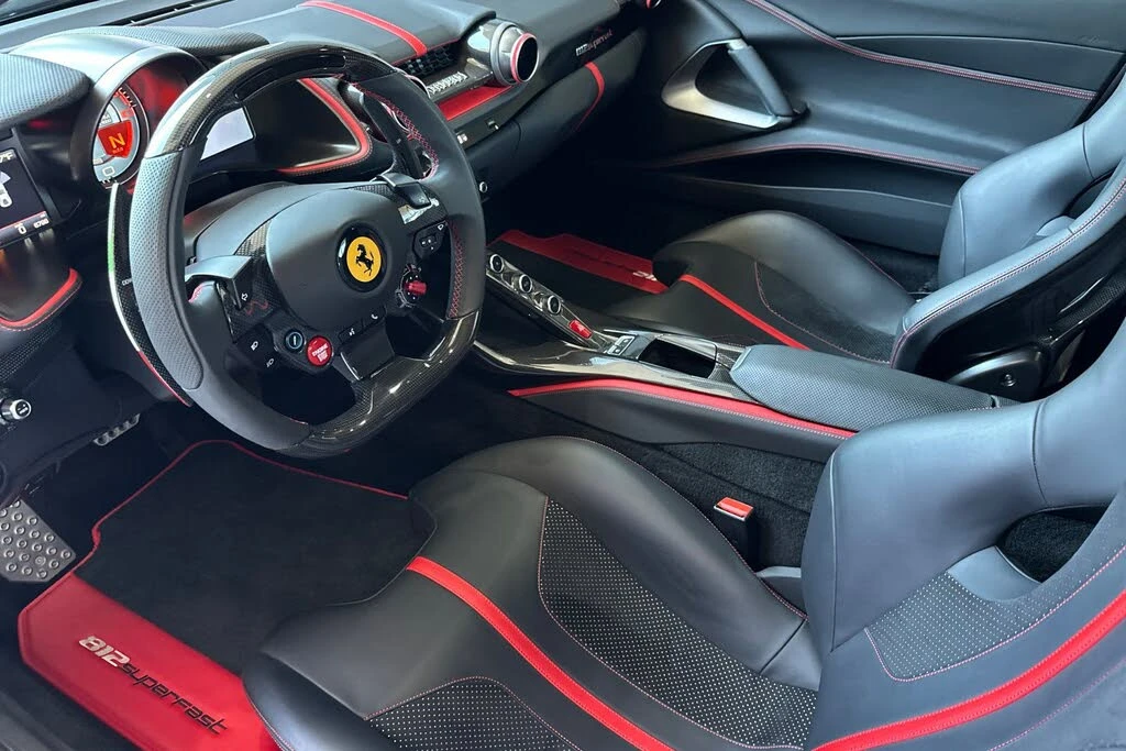 2018 Ferrari 812 Superfast - Image 4 of 31