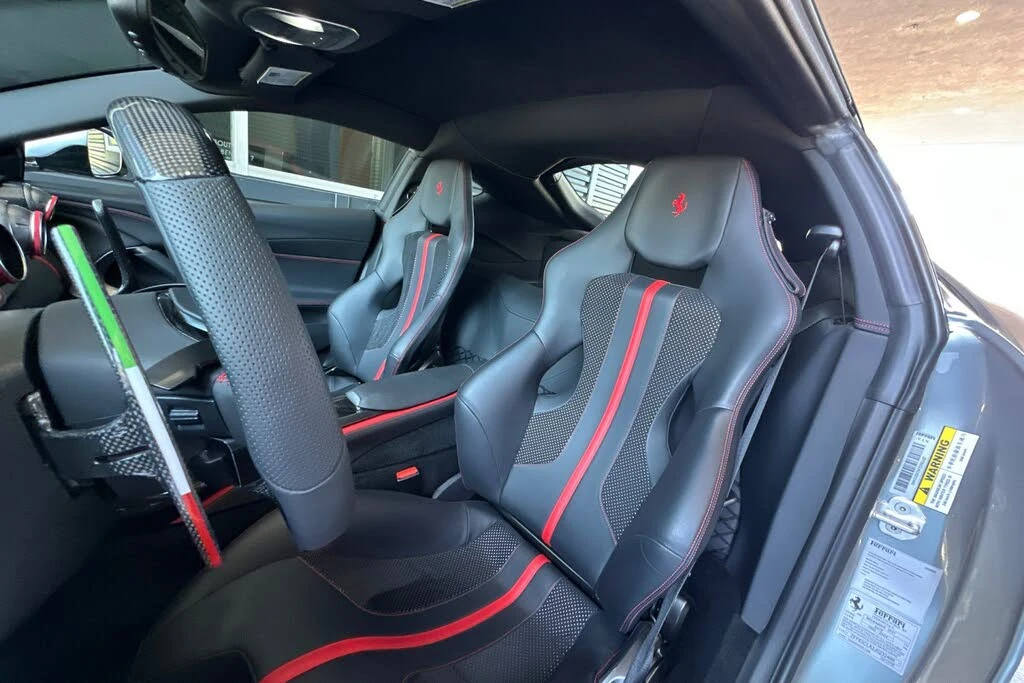2018 Ferrari 812 Superfast - Image 5 of 31