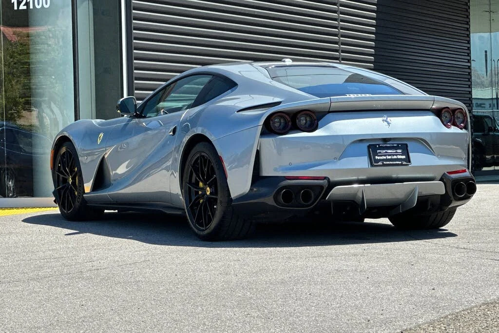 2018 Ferrari 812 Superfast - Image 3 of 31