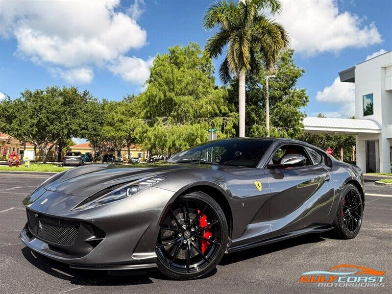 2018 Ferrari 812 Superfast - Image 10 of 31