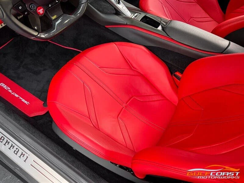 2018 Ferrari 812 Superfast - Image 21 of 31