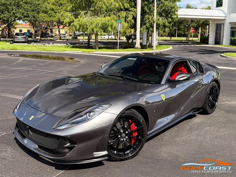 2018 Ferrari 812 Superfast - Image 8 of 31