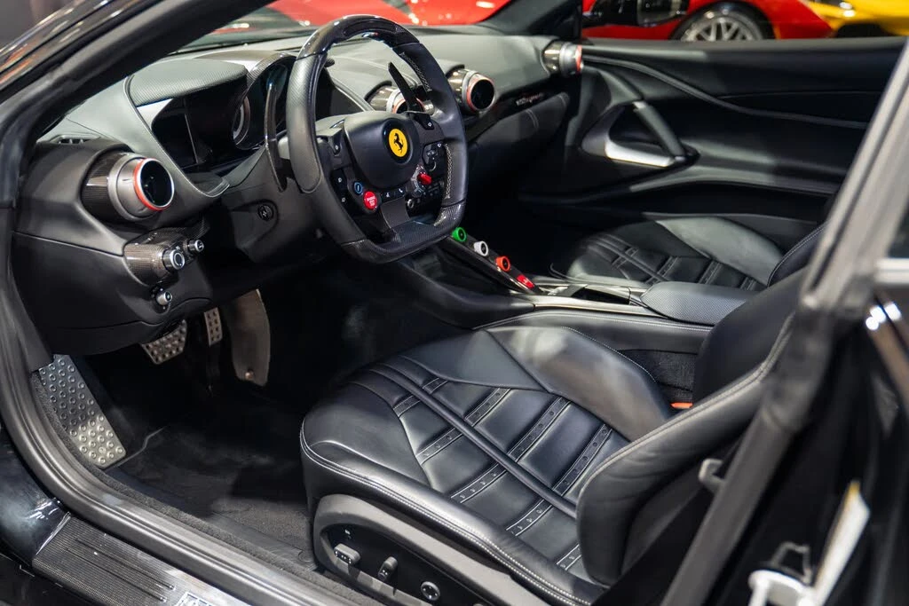 2018 Ferrari 812 Superfast - Image 2 of 31