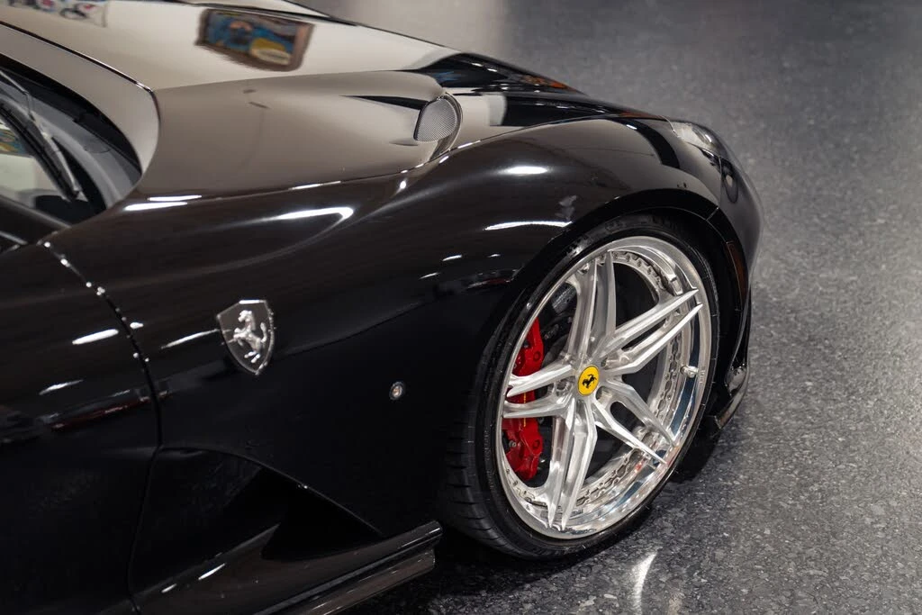 2018 Ferrari 812 Superfast - Image 15 of 31