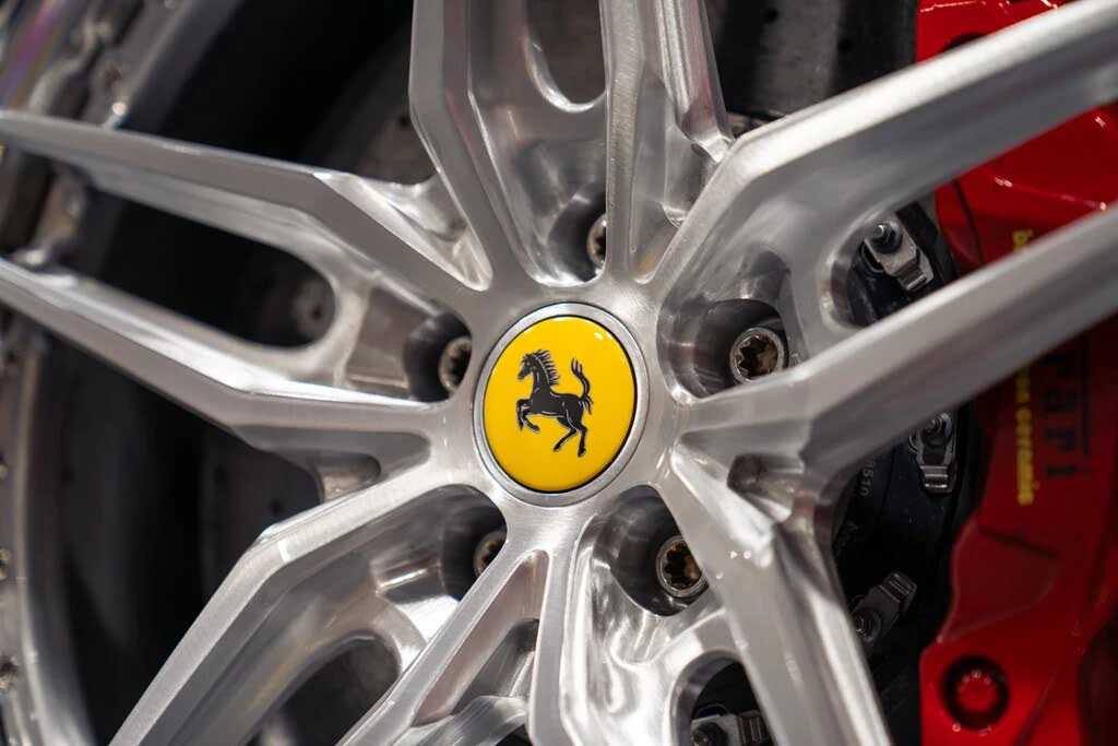 2018 Ferrari 812 Superfast - Image 17 of 31