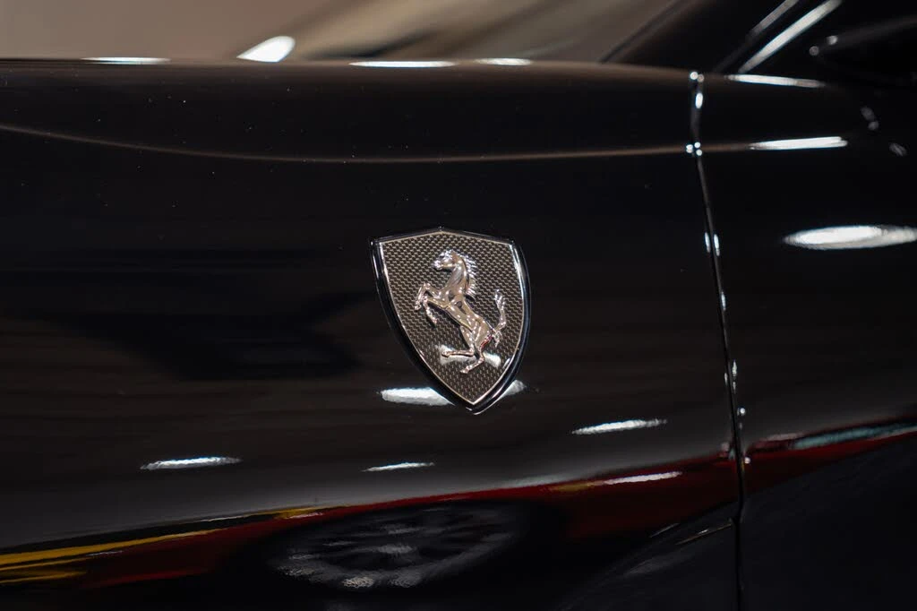 2018 Ferrari 812 Superfast - Image 8 of 31
