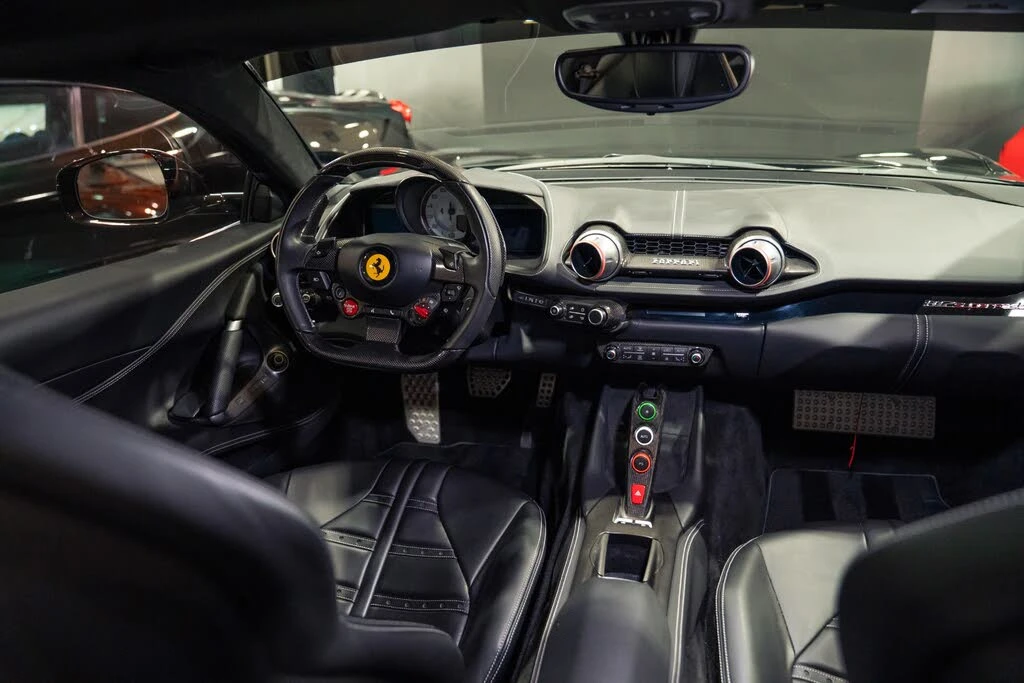 2018 Ferrari 812 Superfast - Image 4 of 31