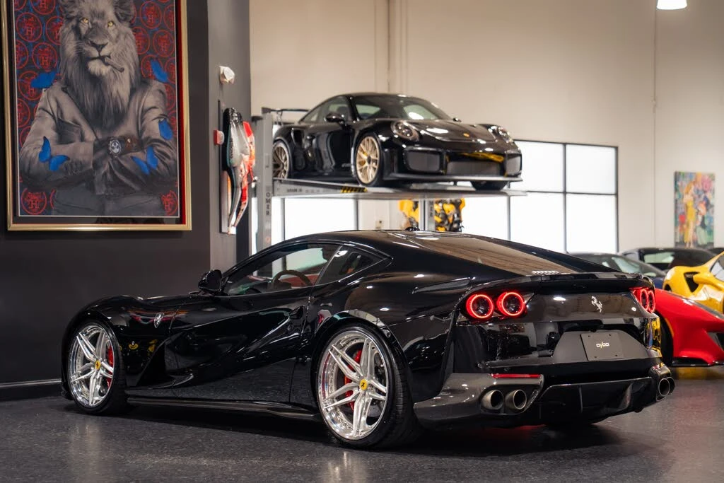 2018 Ferrari 812 Superfast - Image 13 of 31