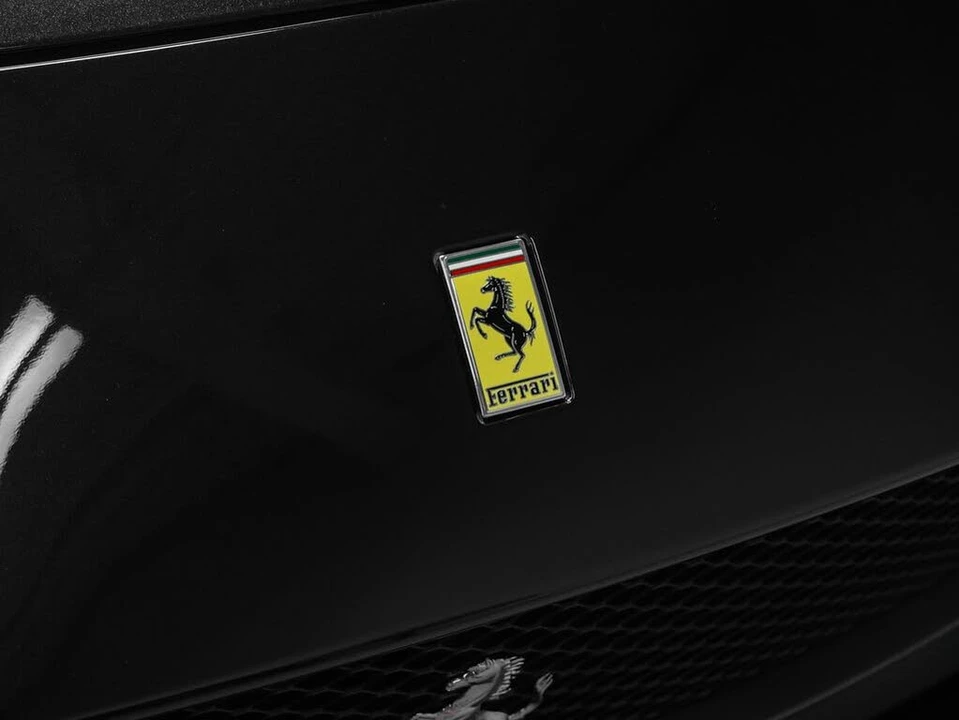2018 Ferrari 812 Superfast - Image 8 of 31