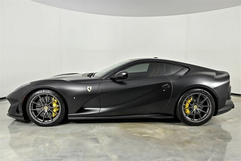 2018 Ferrari 812 Superfast - Image 6 of 31