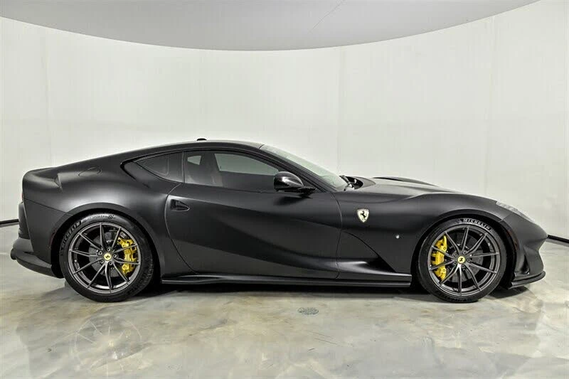 2018 Ferrari 812 Superfast - Image 13 of 31