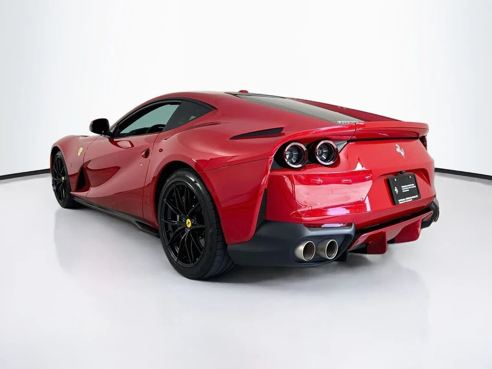 2018 Ferrari 812 Superfast - Image 5 of 7