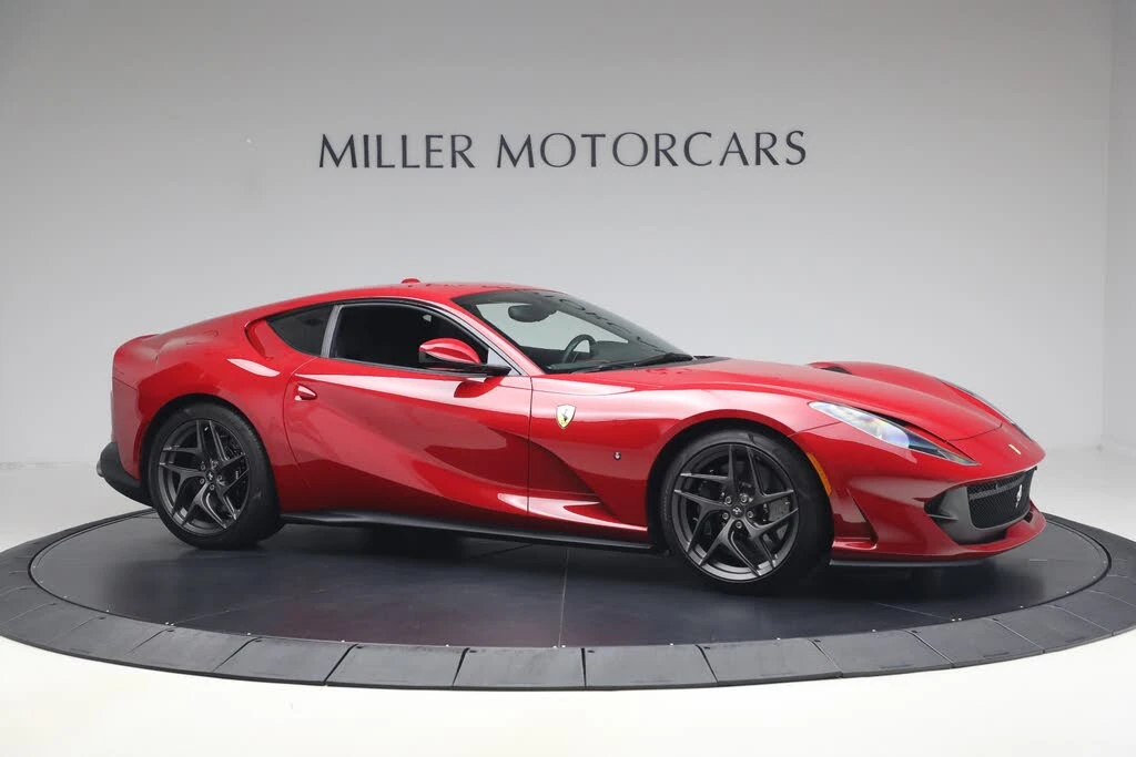2018 Ferrari 812 Superfast - Image 10 of 31