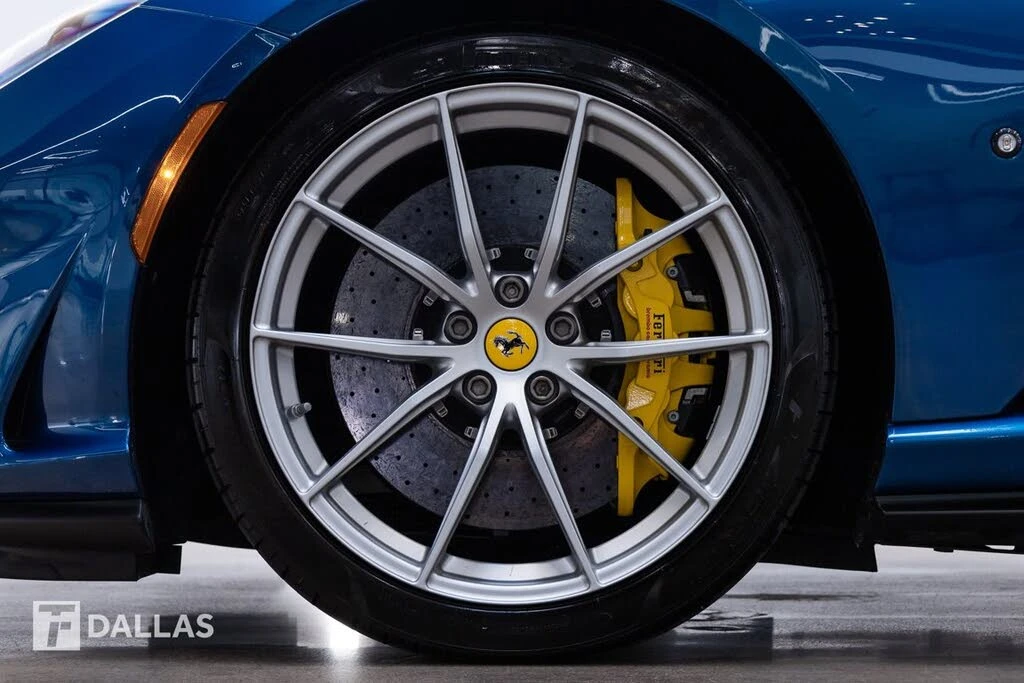 2018 Ferrari 812 Superfast - Image 9 of 31