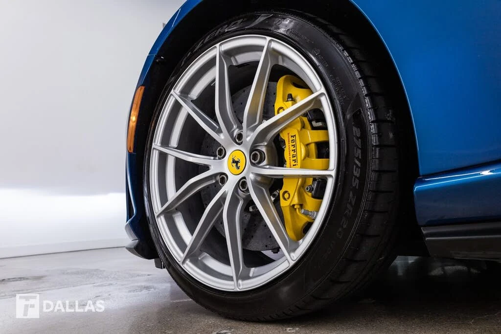 2018 Ferrari 812 Superfast - Image 29 of 31
