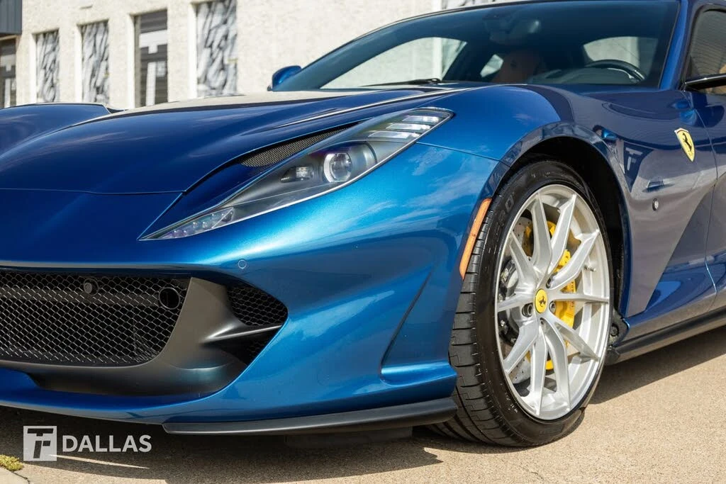 2018 Ferrari 812 Superfast - Image 4 of 31