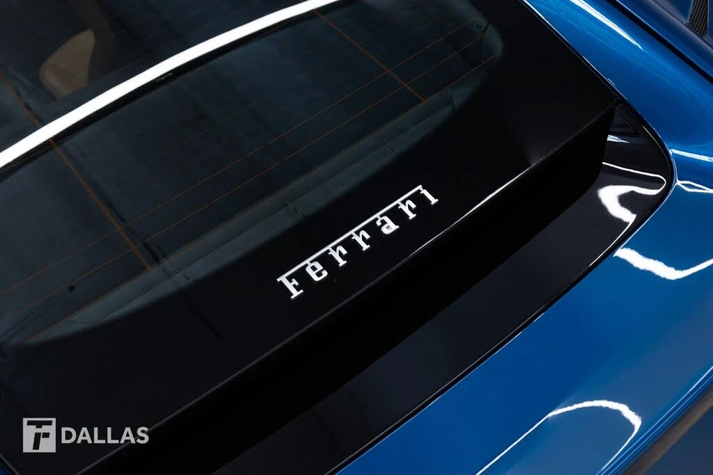 2018 Ferrari 812 Superfast - Image 16 of 31