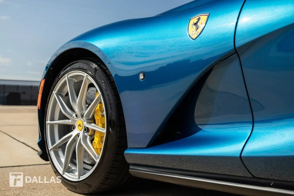 2018 Ferrari 812 Superfast - Image 30 of 31