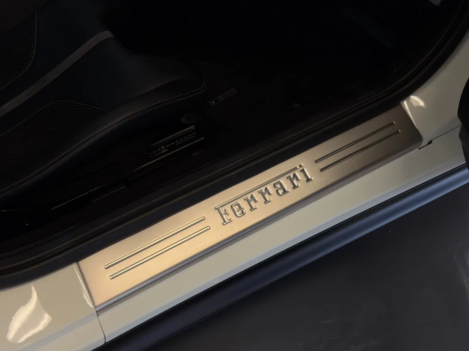 2018 Ferrari 812 Superfast - Image 22 of 24