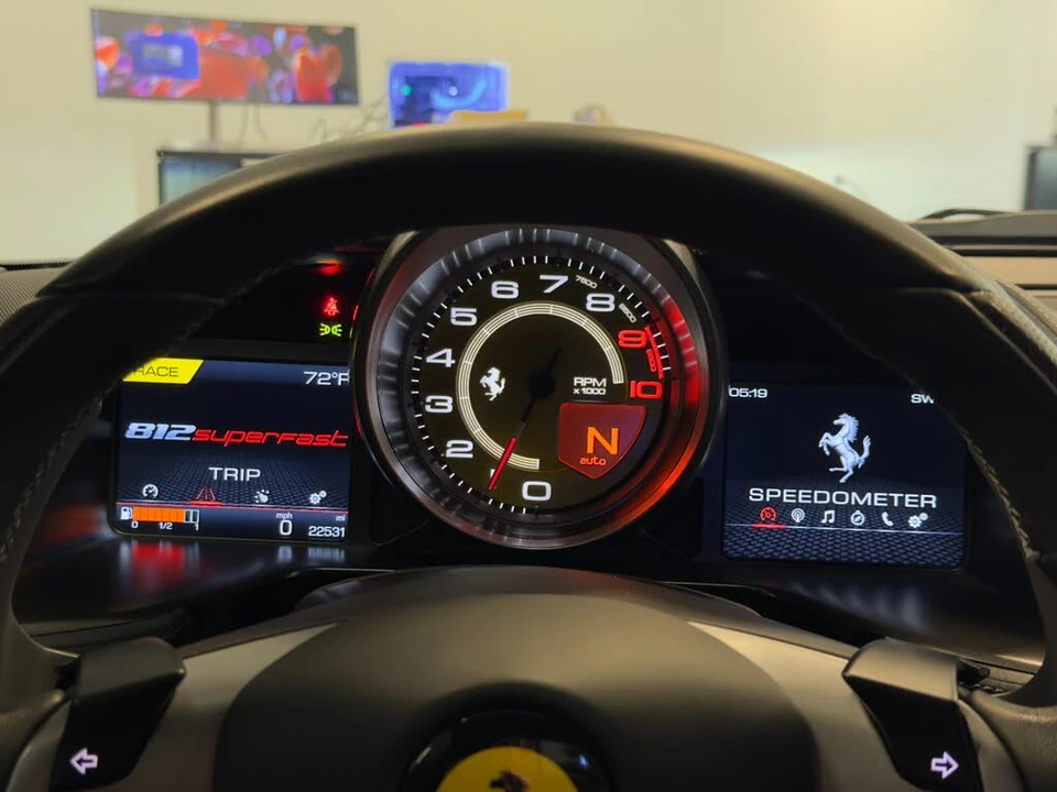 2018 Ferrari 812 Superfast - Image 21 of 24