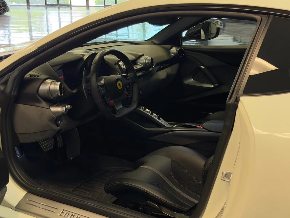 2018 Ferrari 812 Superfast - Image 14 of 24