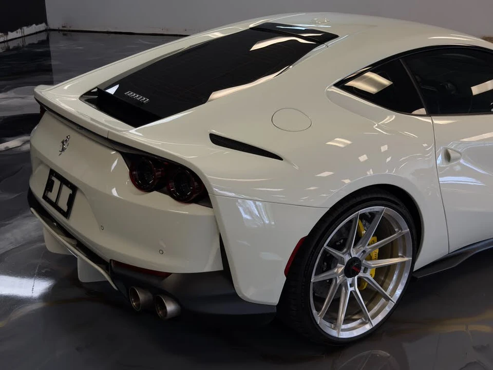 2018 Ferrari 812 Superfast - Image 9 of 24