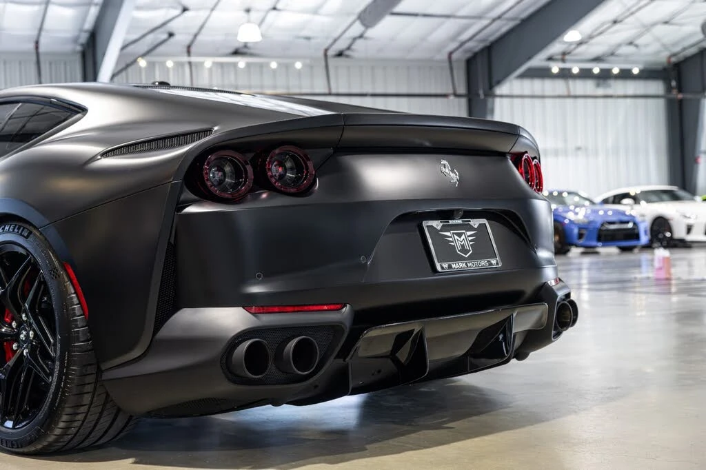 2018 Ferrari 812 Superfast - Image 18 of 22