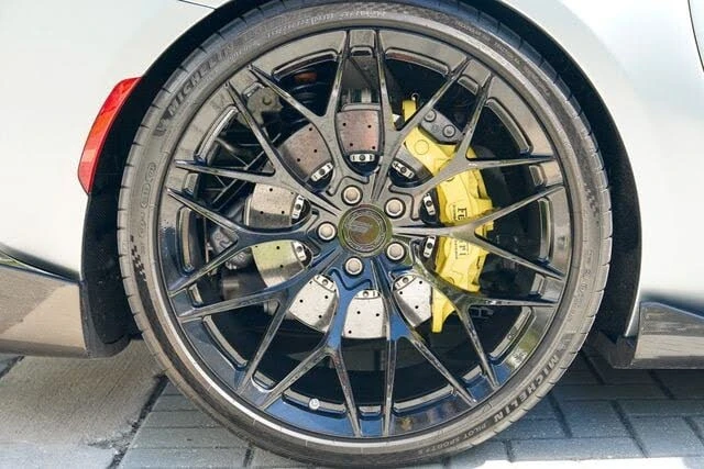 2018 Ferrari 812 Superfast - Image 30 of 31