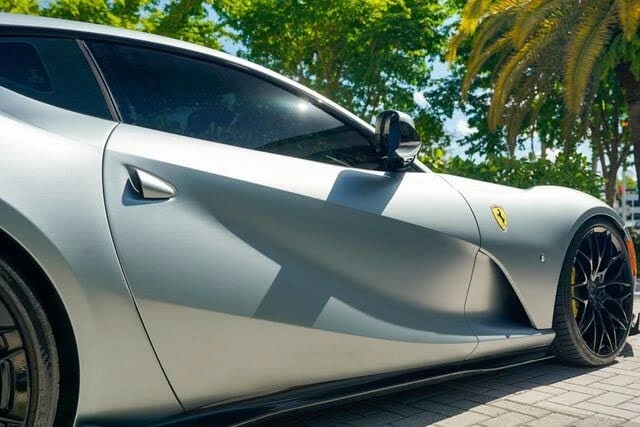 2018 Ferrari 812 Superfast - Image 27 of 31