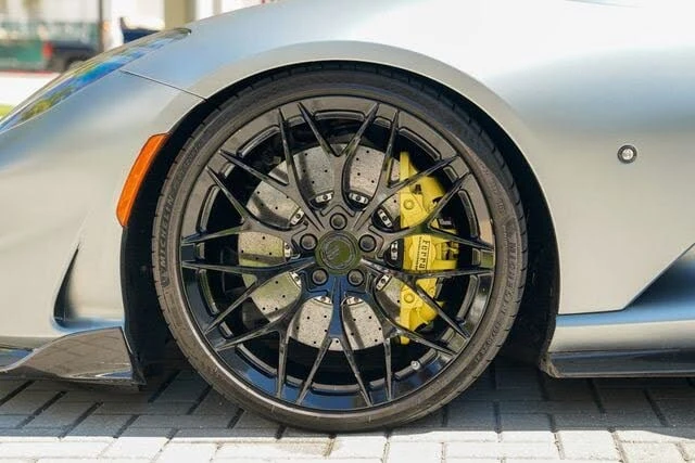 2018 Ferrari 812 Superfast - Image 13 of 31