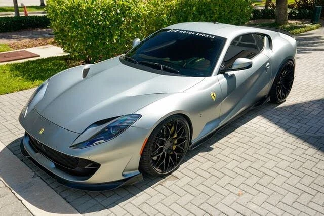 2018 Ferrari 812 Superfast - Image 10 of 31