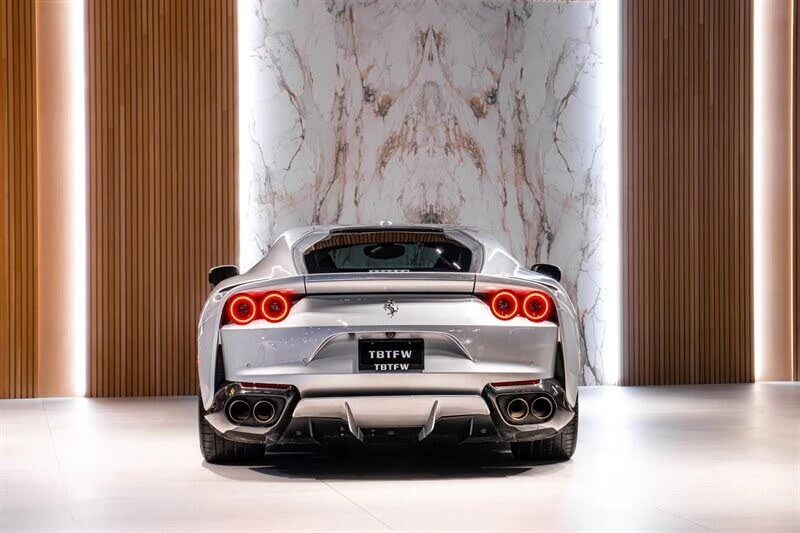 2018 Ferrari 812 Superfast - Image 4 of 31