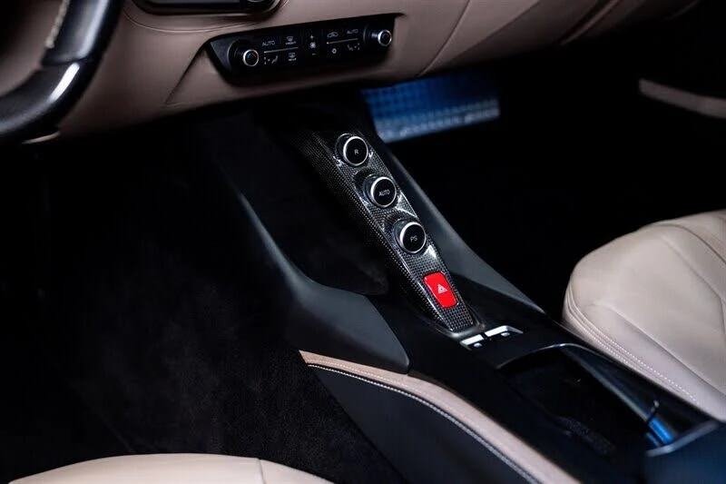 2018 Ferrari 812 Superfast - Image 28 of 31