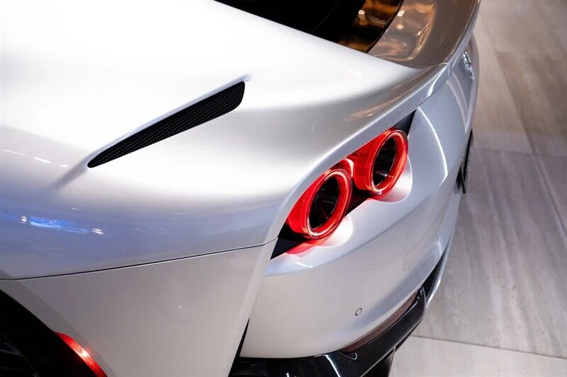 2018 Ferrari 812 Superfast - Image 13 of 31