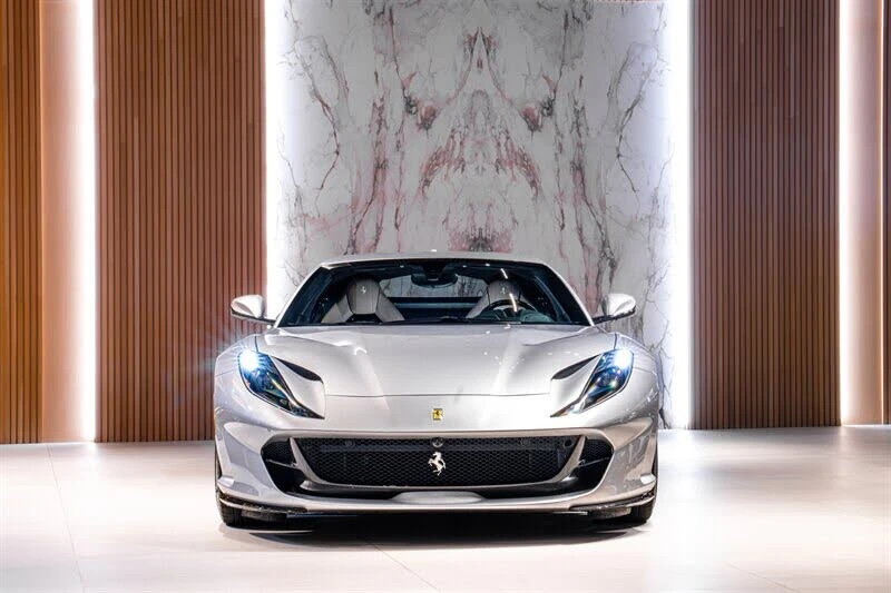 2018 Ferrari 812 Superfast - Image 2 of 31