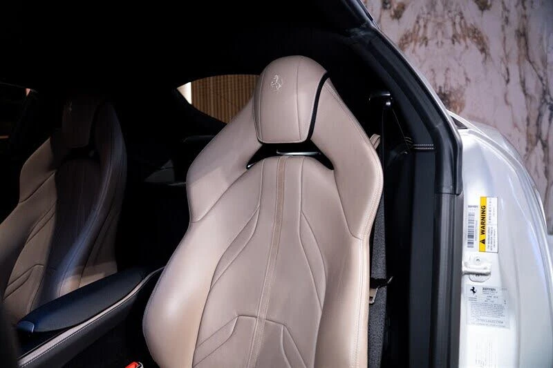 2018 Ferrari 812 Superfast - Image 19 of 31