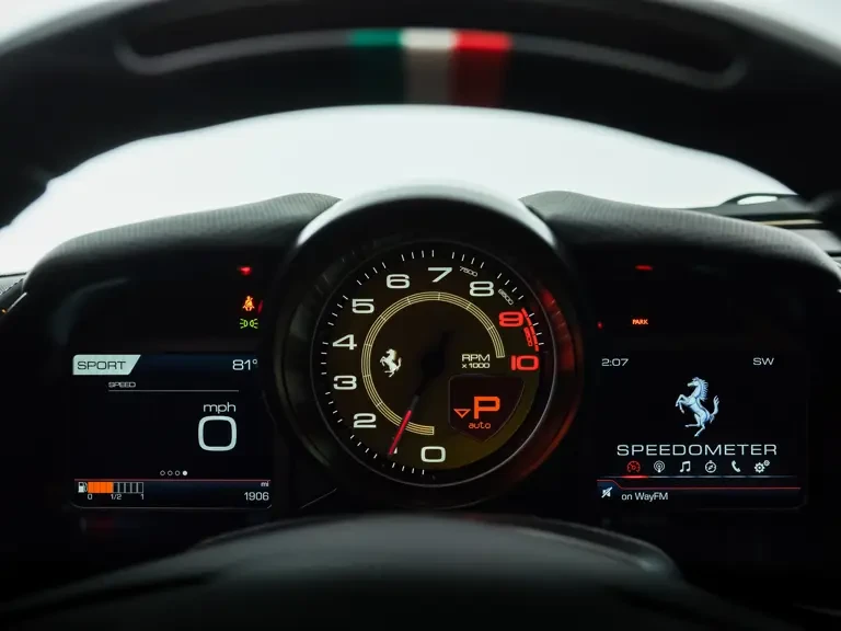 2018 Ferrari 812 Superfast - Image 15 of 31