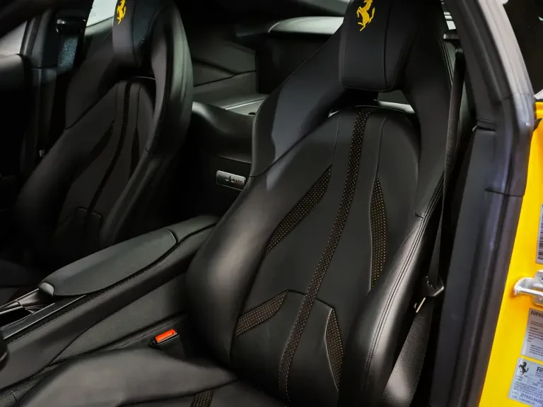2018 Ferrari 812 Superfast - Image 23 of 31
