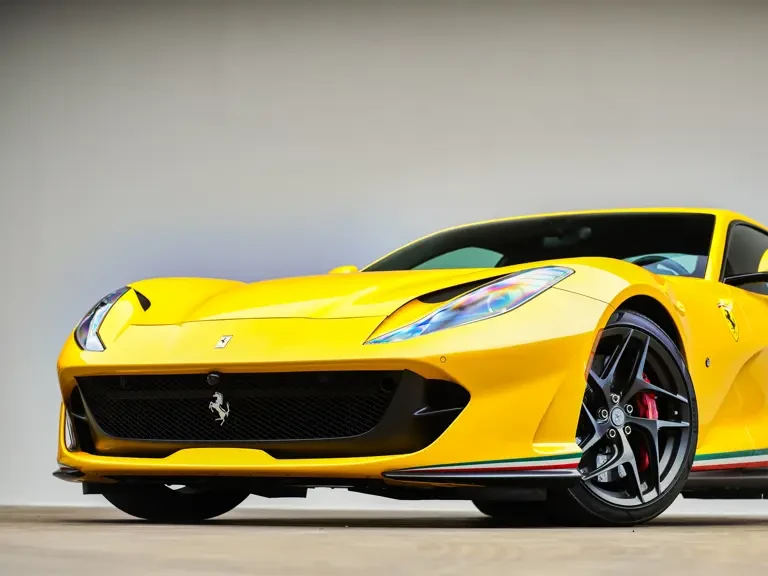 2018 Ferrari 812 Superfast - Image 10 of 31